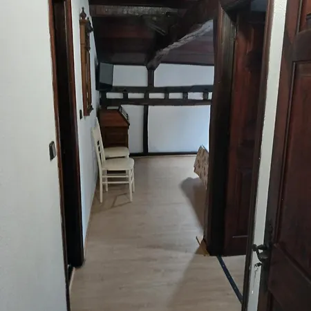 De